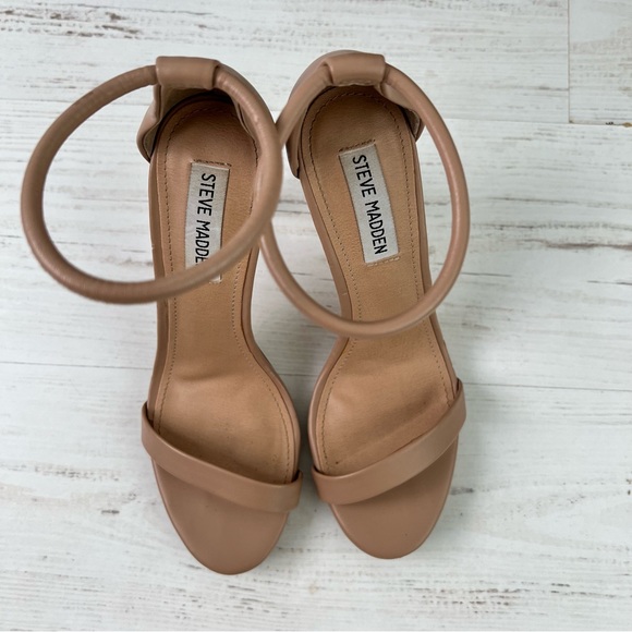 Steve Madden beige pump with ankle strap - Picture 3 of 4